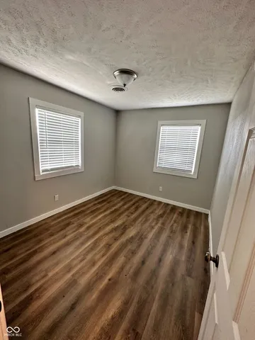 $1,300 | 6497 West 300 South, Anderson, IN 46011