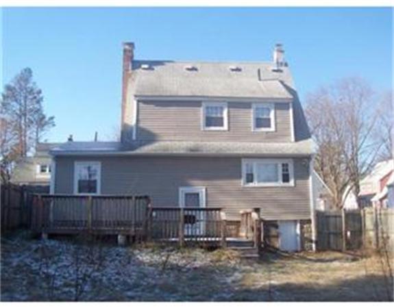 71 Braddock Street Springfield, MA 01109 - Photo 3 of 10 Gallery Image 3