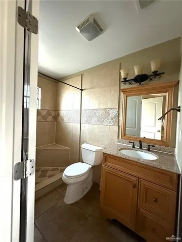 $1,400 | 5501 North Moorefield Road, Mission, TX 78574