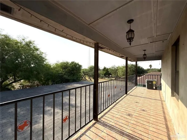 $1,400 | 5501 North Moorefield Road, Mission, TX 78574