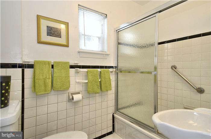 101 Aberdeen Road Rockville, MD 20850 - Photo 17 of 27 Hall Bath