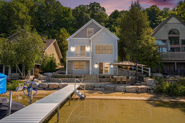 $1,100,000 | 63646 Birch Road, Vandalia, MI 49095