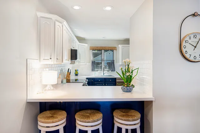 $1,100,000 | 63646 Birch Road, Vandalia, MI 49095