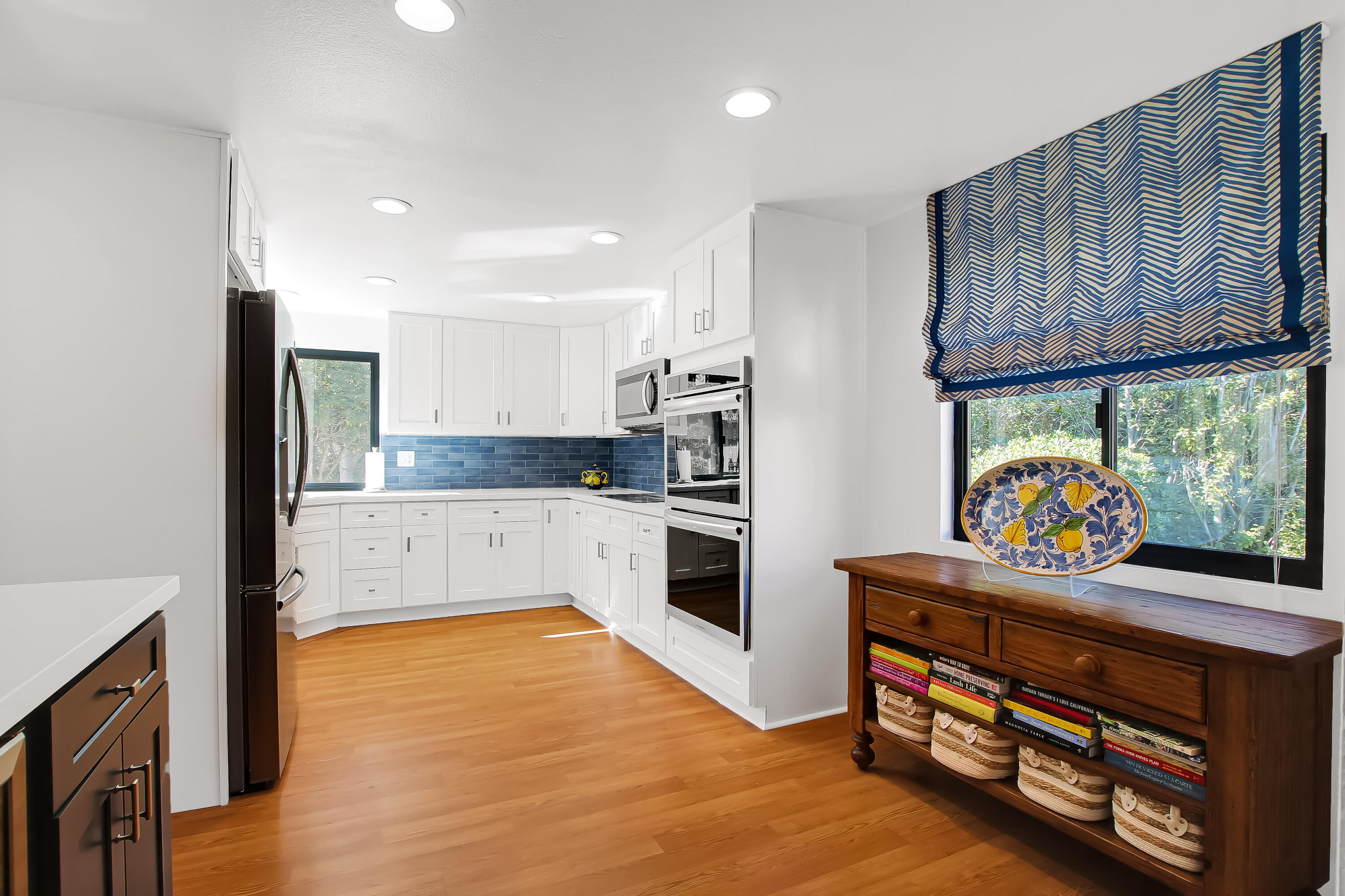 1102 Plaza Del Monte Santa Barbara, CA 93101 - Photo 15 of 53 Kitchen & Planning Area