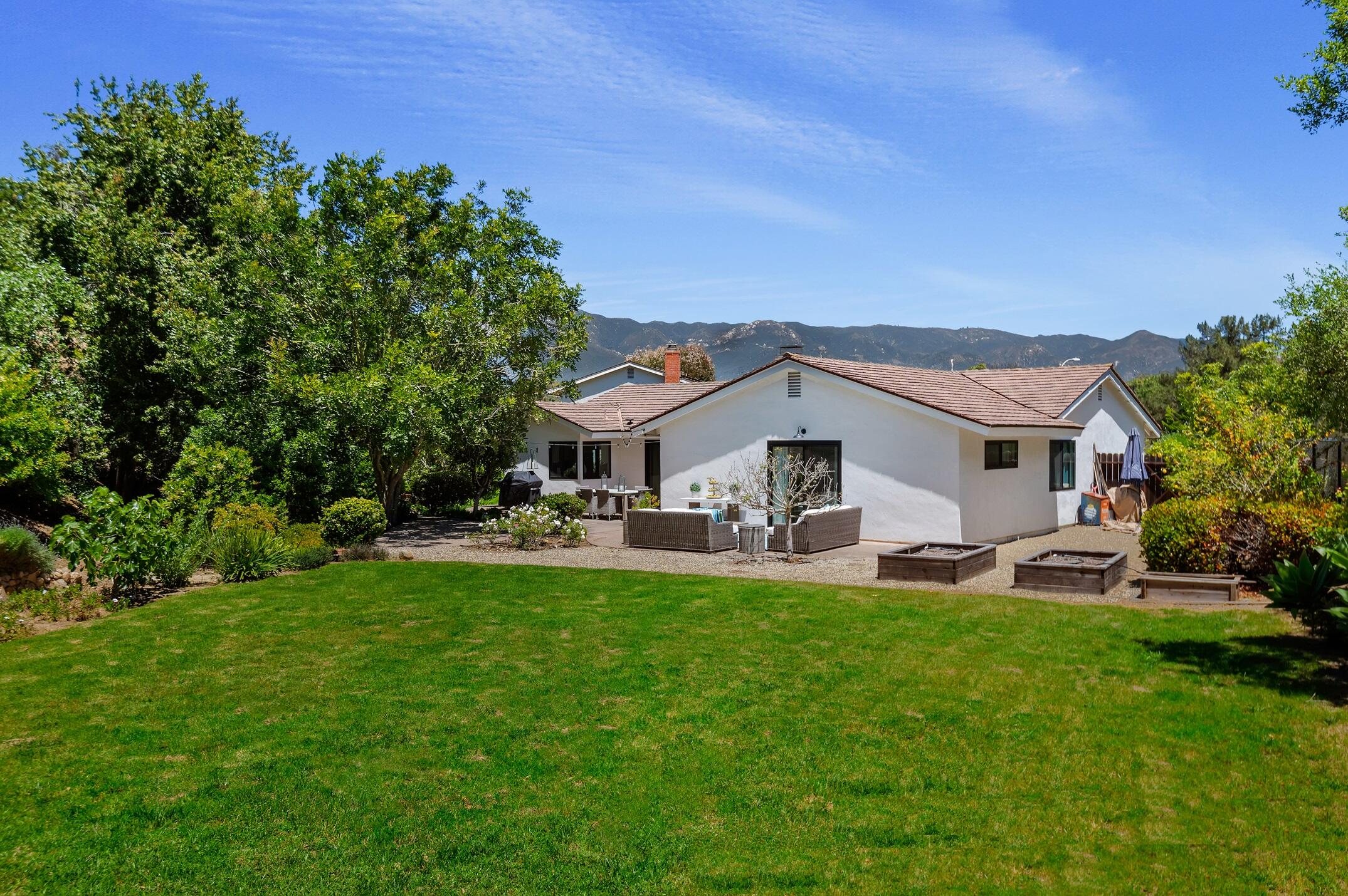 1102 Plaza Del Monte Santa Barbara, CA 93101 - Photo 10 of 53 Your Own Park in Backyard