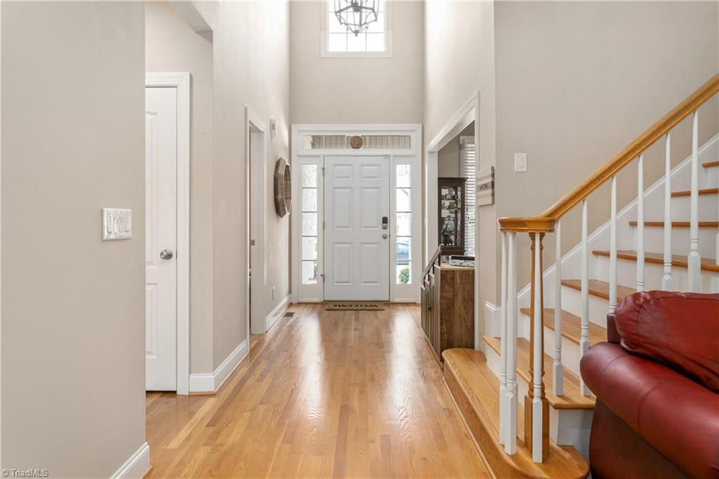 5710 Mabe Drive Oak Ridge, NC 27310 - Photo 7 of 50