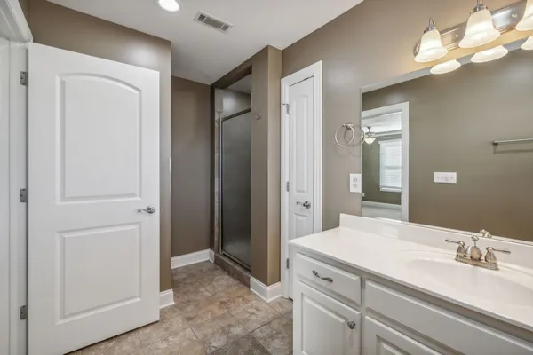 $799,900 | 101 Cypress Point Drive, Winchester, TN 37398