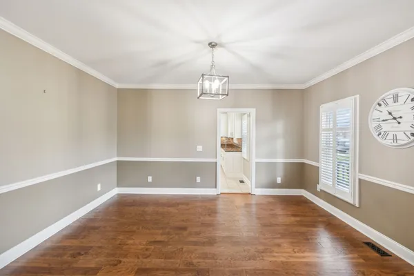 $799,900 | 101 Cypress Point Drive, Winchester, TN 37398