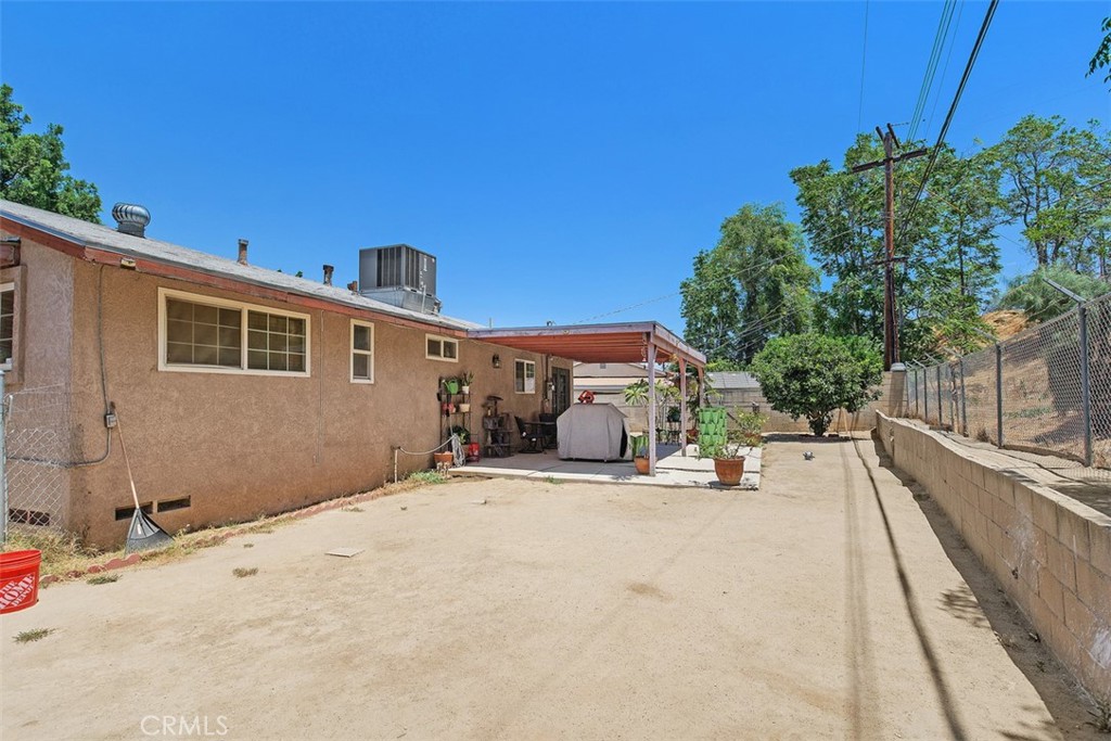 3818 Ogden Way Riverside, CA 92501 - Photo 21 of 28