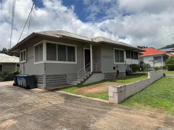 $2,200 | 2158 Kanealii Avenue, Honolulu, HI 96813