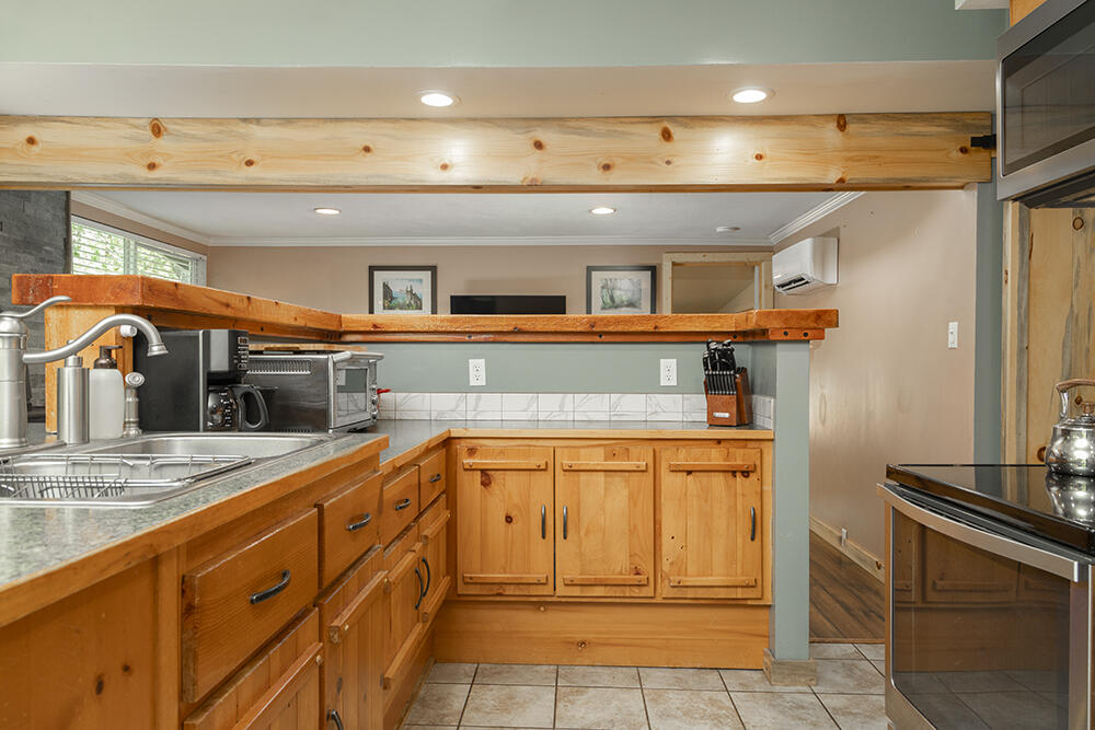 116 Upper Powell Creek Road Williams, OR 97544 - Photo 8 of 48 8