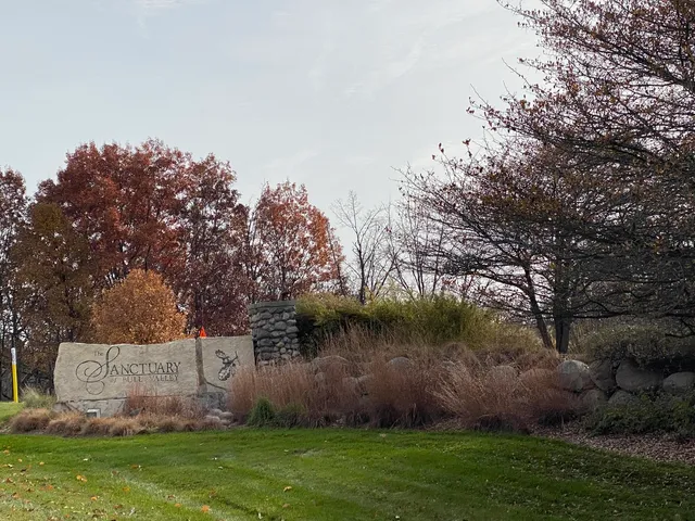 $60,000 | Lot #43 East Longwood Drive, Woodstock, IL 60098