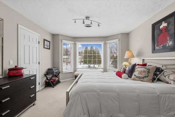 $664,900 | 1307 Cross Creek Road, Mahomet, IL 61853