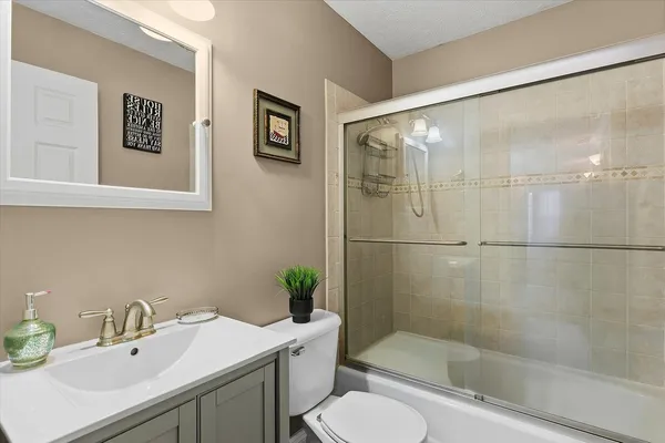 $664,900 | 1307 Cross Creek Road, Mahomet, IL 61853