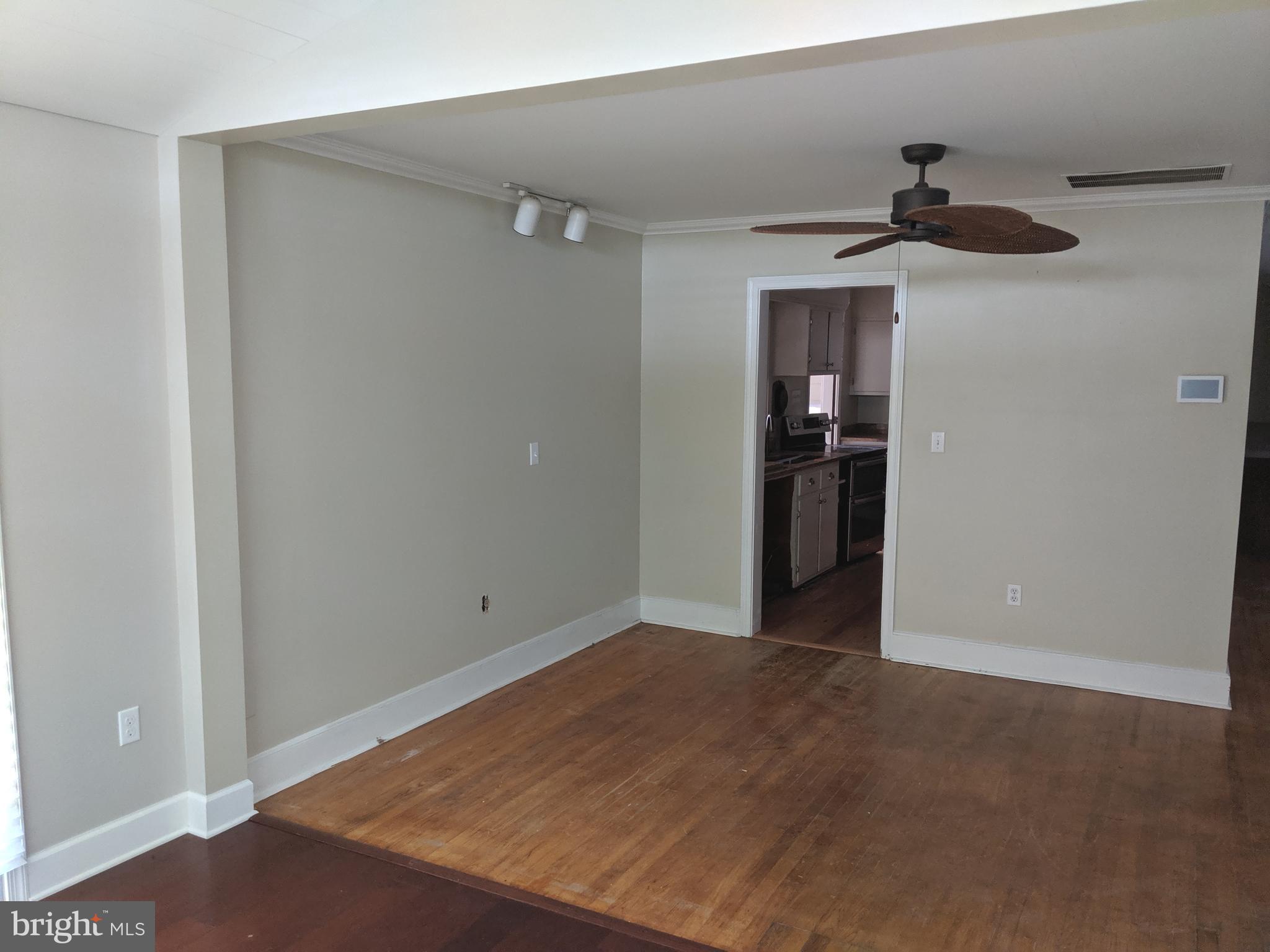 12 Nanticoke Road Cambridge, MD 21613 - Photo 7 of 34 Dining room