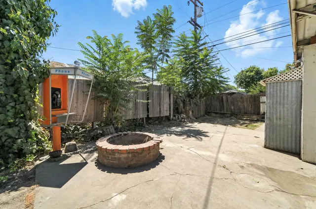 $359,000 | 338 Yosemite Avenue, Modesto, CA 95351