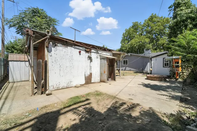 $359,000 | 338 Yosemite Avenue, Modesto, CA 95351