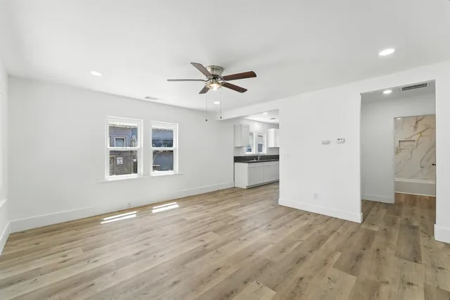 $359,000 | 338 Yosemite Avenue, Modesto, CA 95351