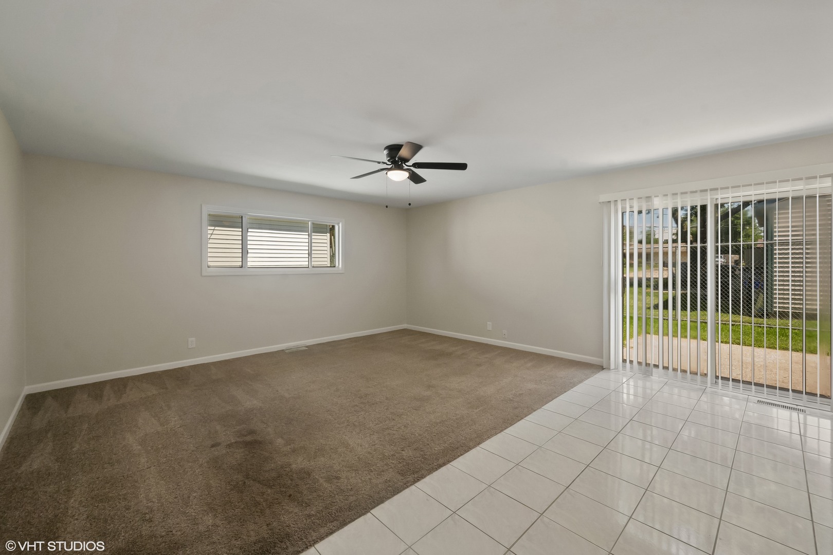 564 White Oak Road Bolingbrook, IL 60440 - Photo 2 of 14