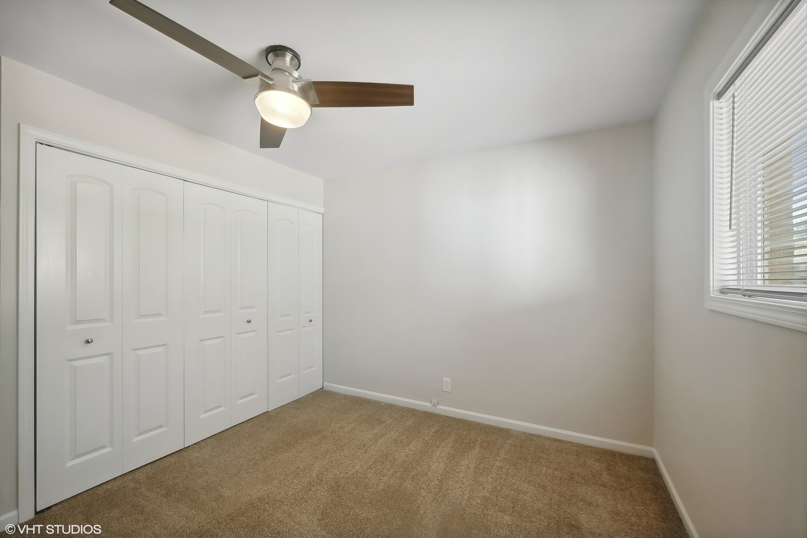 564 White Oak Road Bolingbrook, IL 60440 - Photo 8 of 14