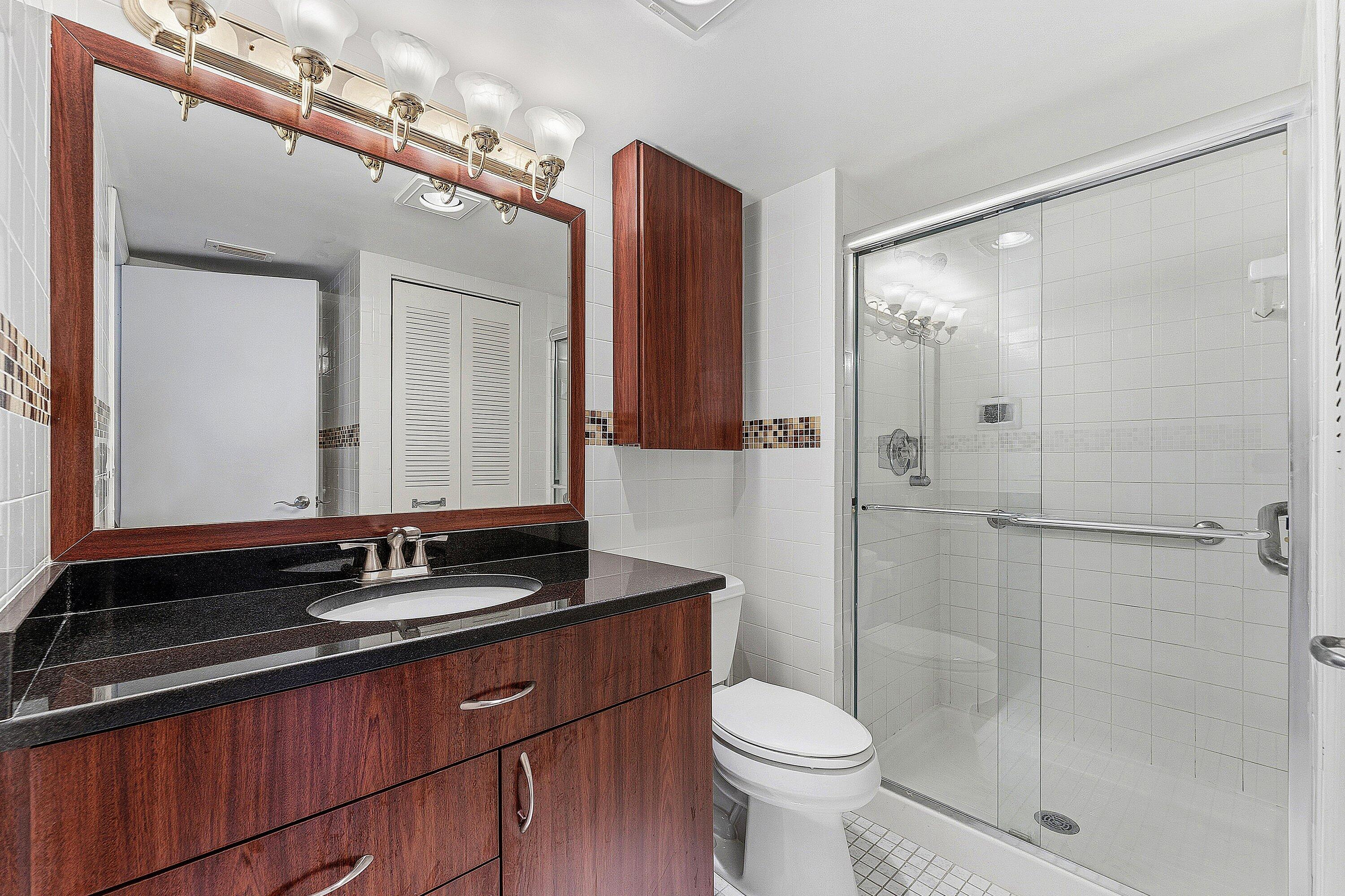 9283 Vista Del Lago, Unit G Boca Raton, FL 33428 - Photo 17 of 31 018-9283VistaDelLago-G-BocaRaton-FL-3342