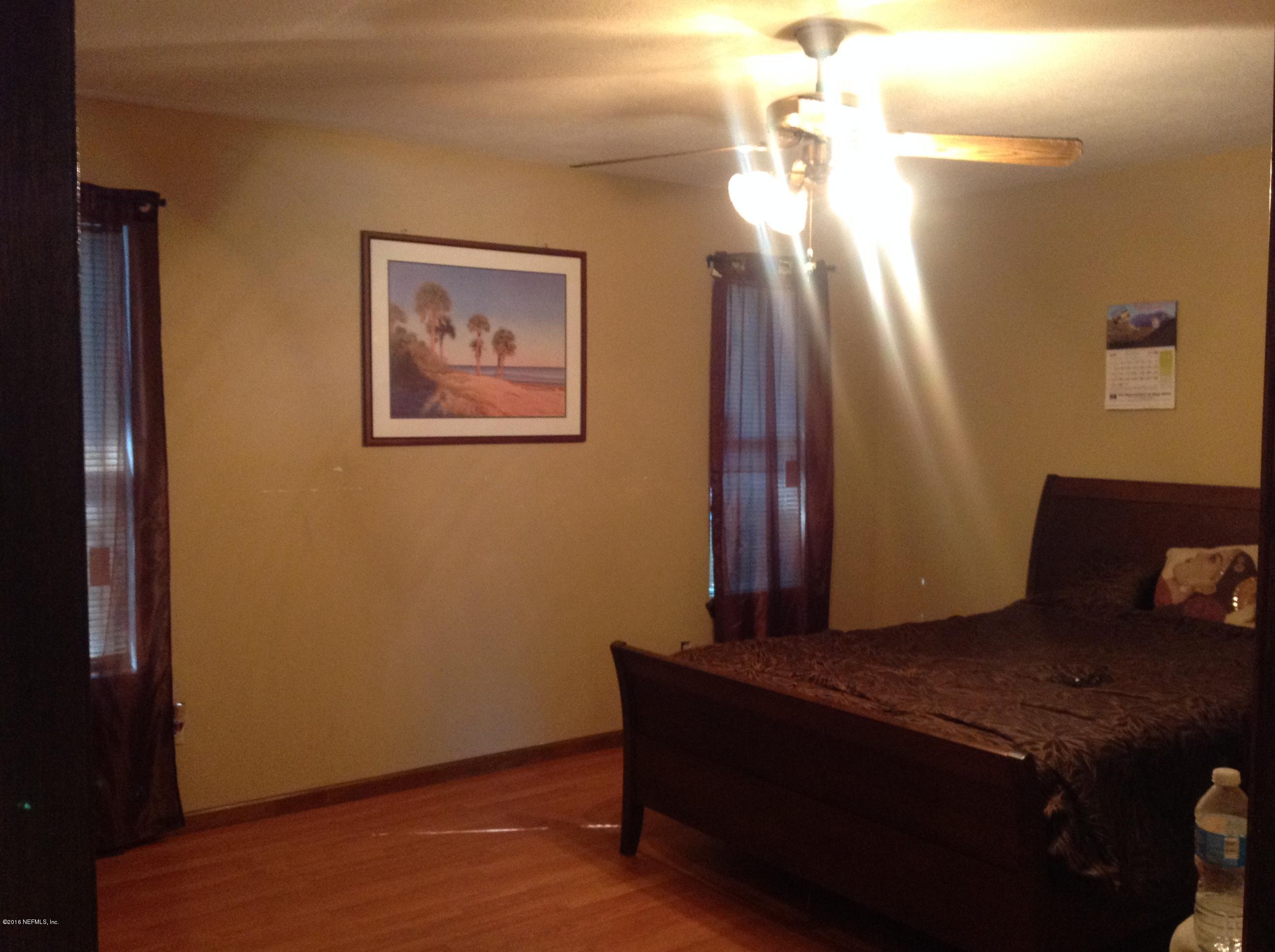 1870 Shadow Ridge Trail Jacksonville, FL 32225 - Photo 6 of 7 image