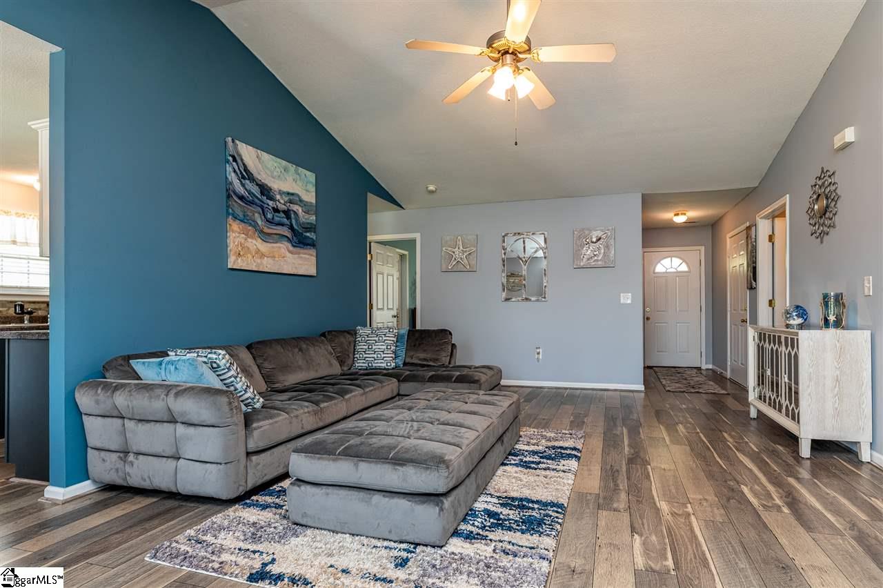 113 Wild Turkey Road Williamston, SC 29697 - Photo 5 of 32 Gallery Image 5
