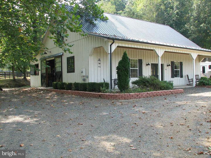 7330 Dudie Road Marshall, VA 20115 - Photo 22 of 30 View