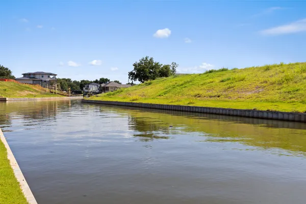 $1,750,000 | 117 Hannahs Way, Burnet, TX 78611