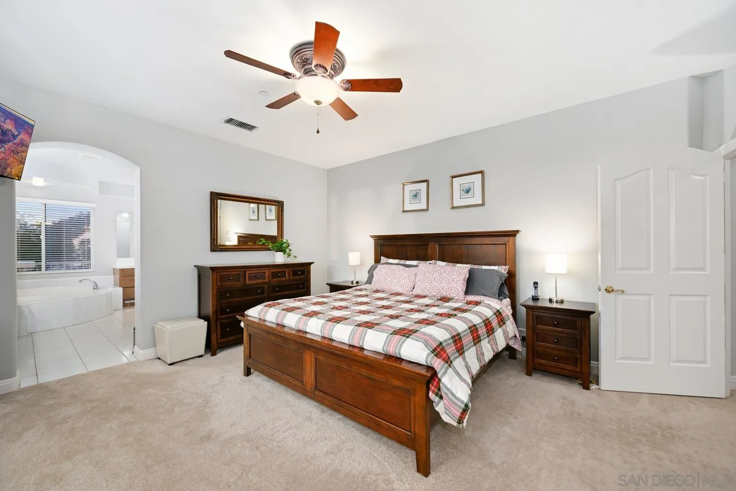 29190 Crystal Ridge Court Escondido, CA 92026 - Photo 18 of 62