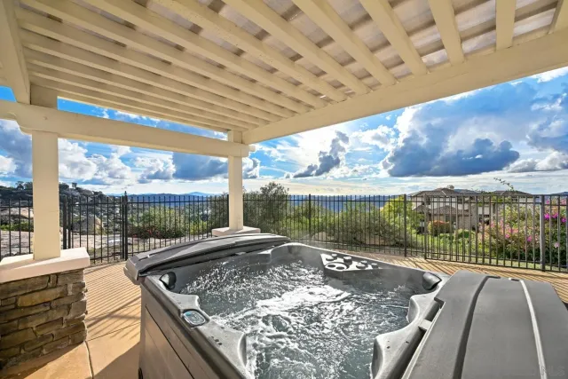 $1,590,000 | 29190 Crystal Ridge Court, Escondido, CA 92026