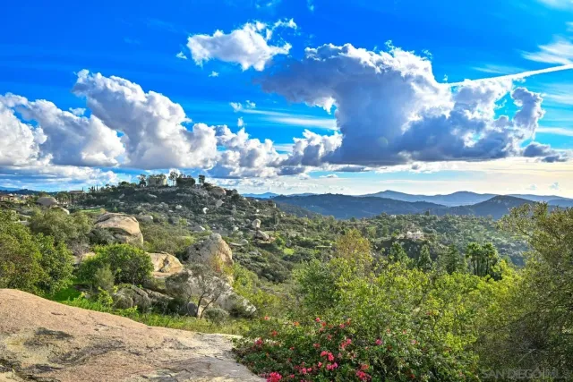 $1,590,000 | 29190 Crystal Ridge Court, Escondido, CA 92026