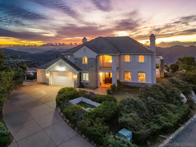 $1,590,000 | 29190 Crystal Ridge Court, Escondido, CA 92026