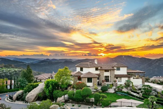 $1,590,000 | 29190 Crystal Ridge Court, Escondido, CA 92026