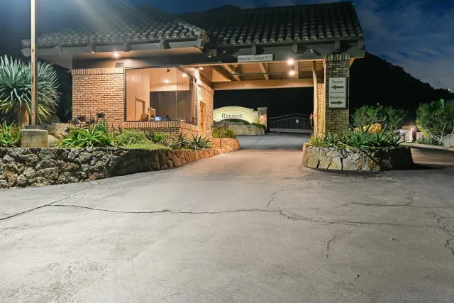 $1,590,000 | 29190 Crystal Ridge Court, Escondido, CA 92026