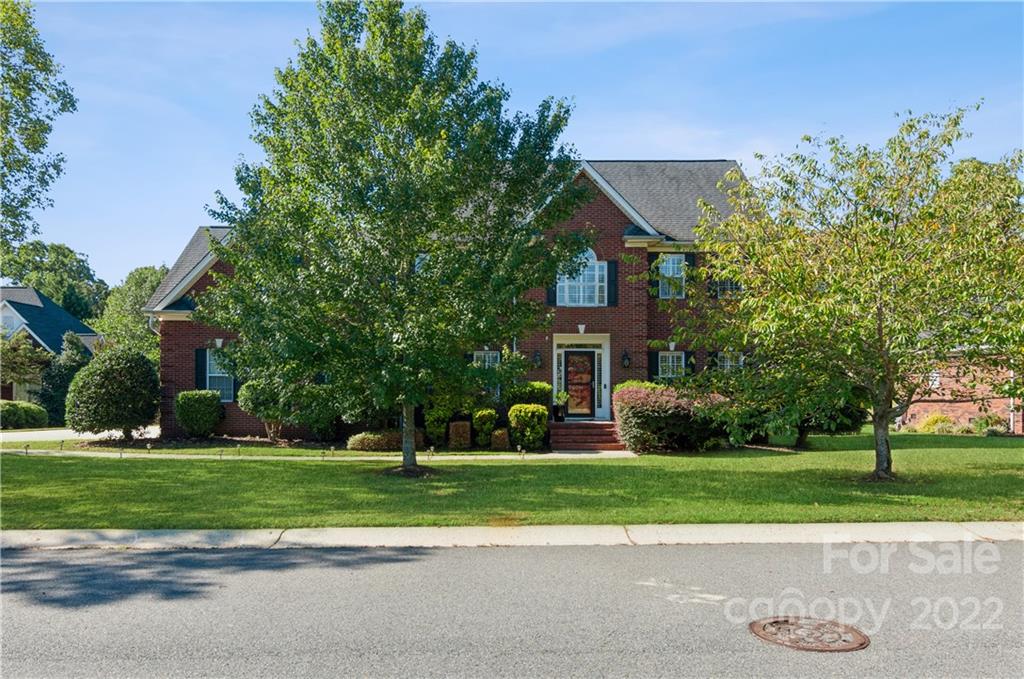 234 Falcons Ridge, Unit 30 Matthews, NC 28104 - Photo 2 of 36 Gallery Image 2