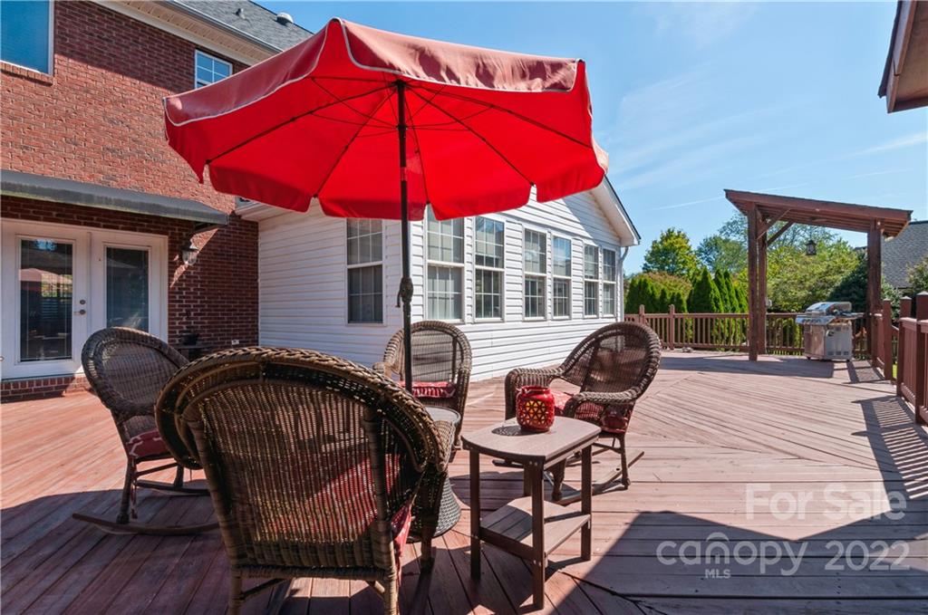 234 Falcons Ridge, Unit 30 Matthews, NC 28104 - Photo 29 of 36 Gallery Image 29