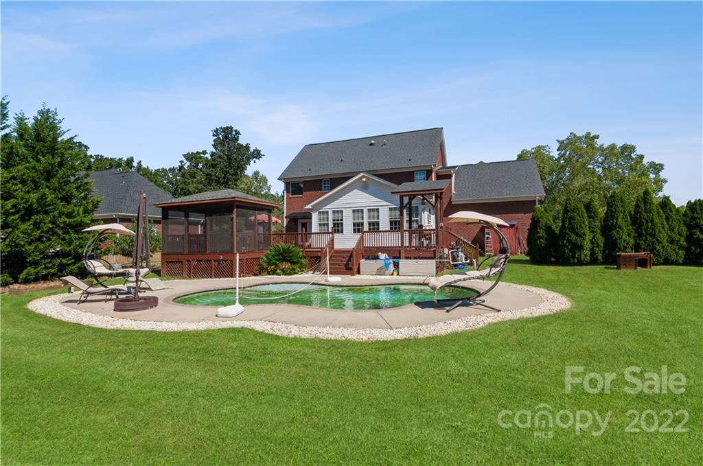 234 Falcons Ridge, Unit 30 Matthews, NC 28104 - Photo 32 of 36 Gallery Image 32