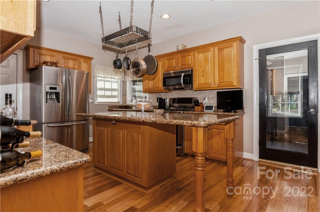234 Falcons Ridge, Unit 30 Matthews, NC 28104 - Photo 6 of 36 Gallery Image 6