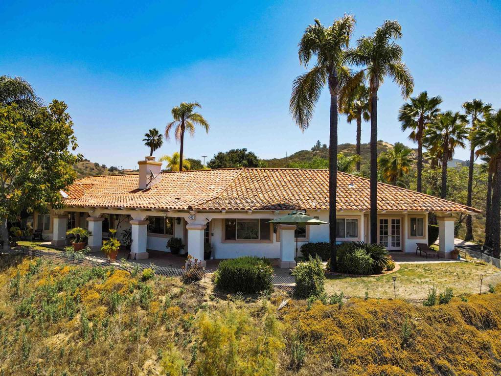 29629 Castleridge Road Valley Center, CA 92082 - Photo 40 of 45
