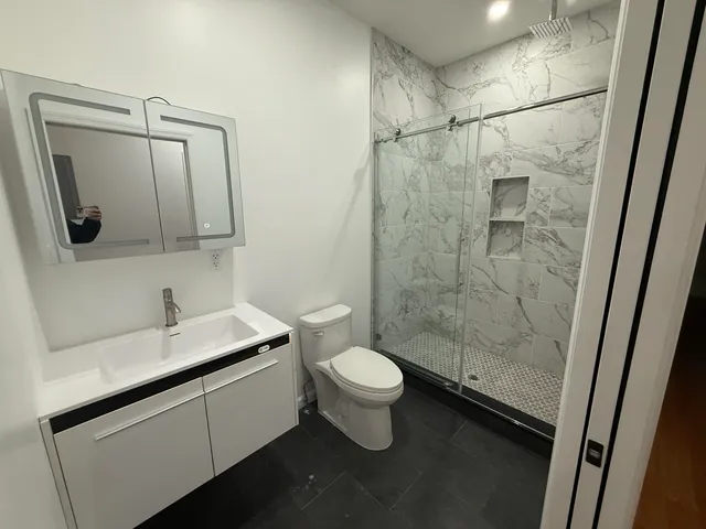 $3,200 | 23 East 44th Street, Unit 2, Bayonne, NJ 07002