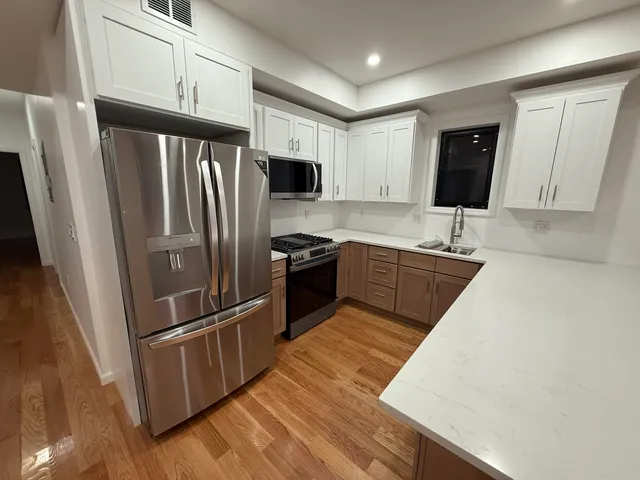 $3,200 | 23 East 44th Street, Unit 2, Bayonne, NJ 07002