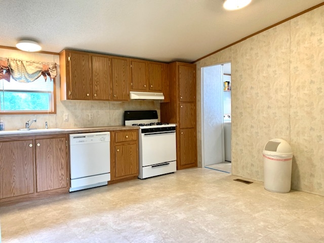 2515 East Baxter Road Kokomo, IN 46902 - Photo 8 of 18 Gallery Image 8