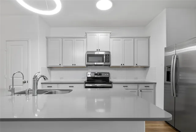 $2,250 | 148 Rowdy Yates Way, Jarrell, TX 76537