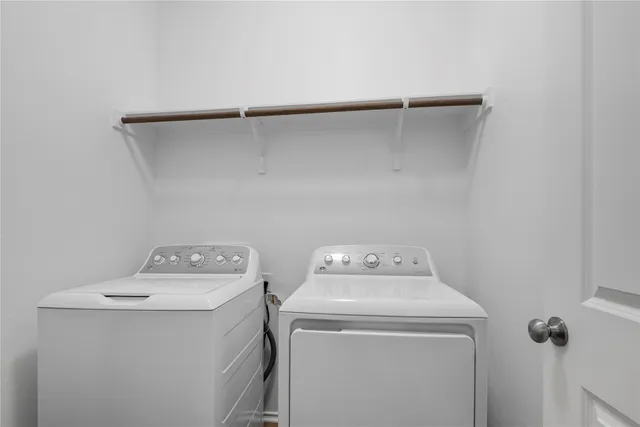 $2,250 | 148 Rowdy Yates Way, Jarrell, TX 76537