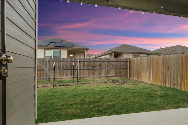 $2,250 | 148 Rowdy Yates Way, Jarrell, TX 76537