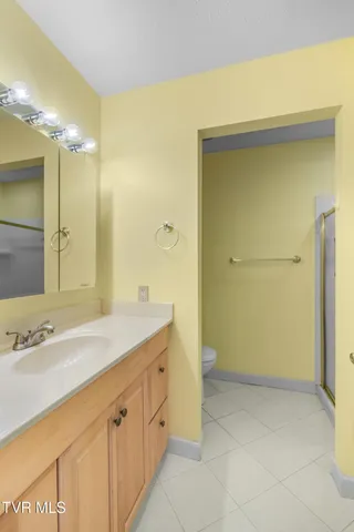 $469,900 | 1401 Brookfield Drive, Morristown, TN 37814