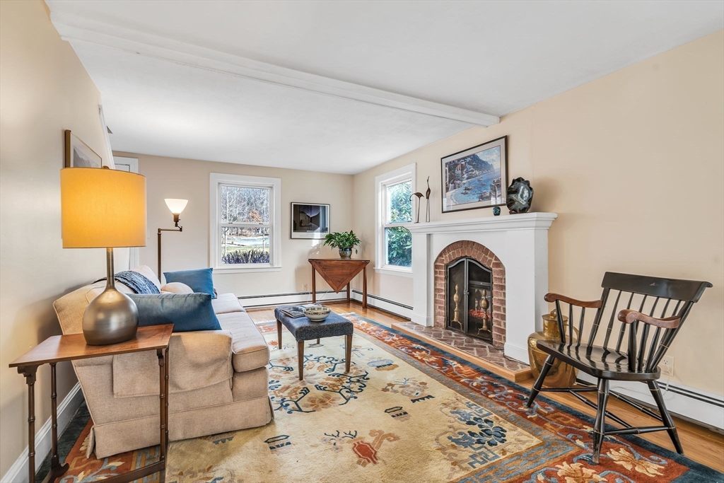 119 Topsfield Road Wenham, MA 01984 - Photo 8 of 35 Gallery Image 8
