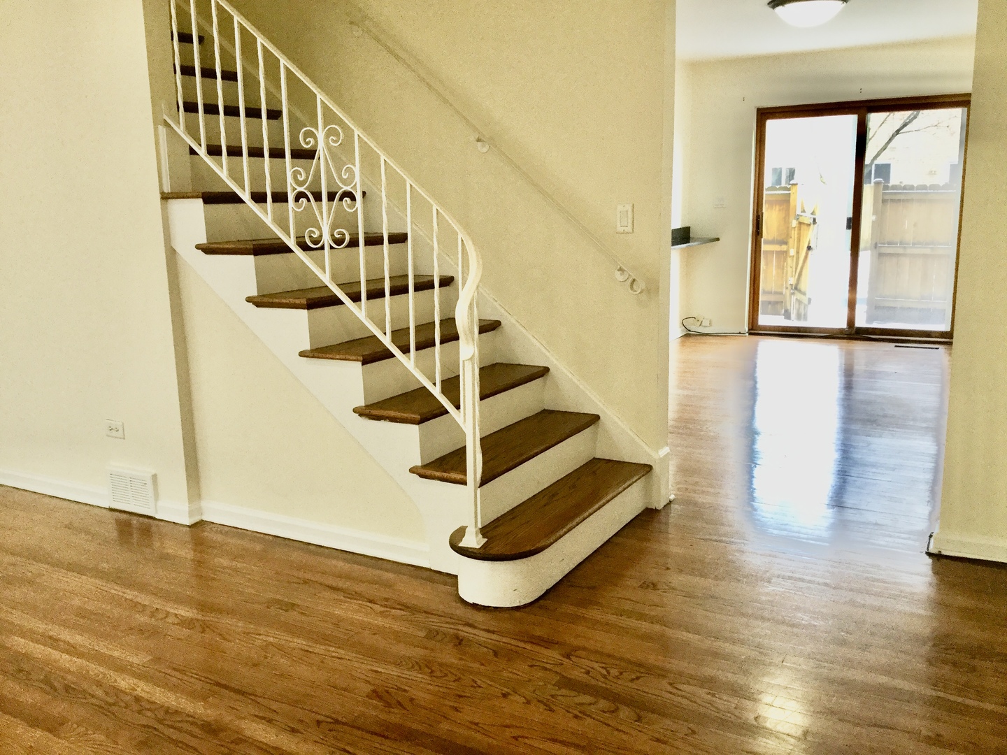 2016 Maple Avenue Northbrook, IL 60062 - Photo 12 of 40