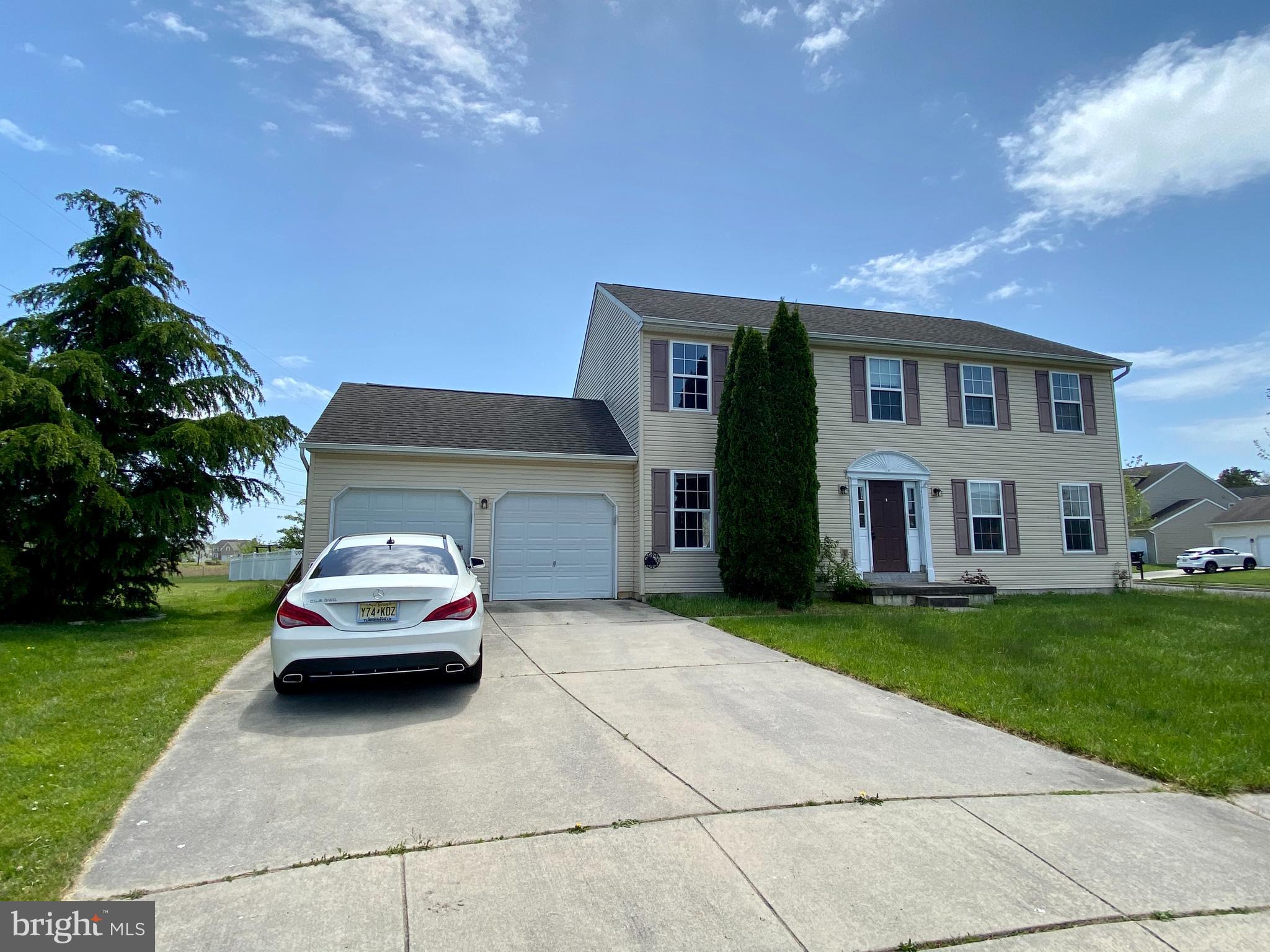 113 Harmony Cir Road Sicklerville, NJ 08081 - Photo 1 of 12 Gallery Image 1
